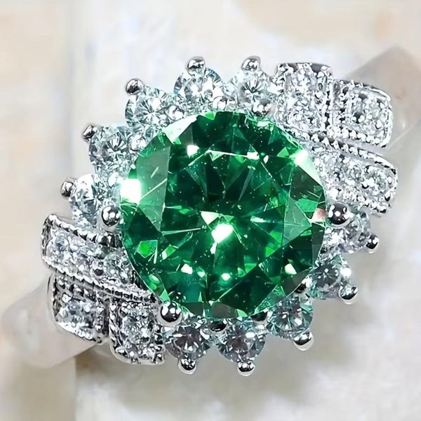 Emerald Grand Halo Statement Ring