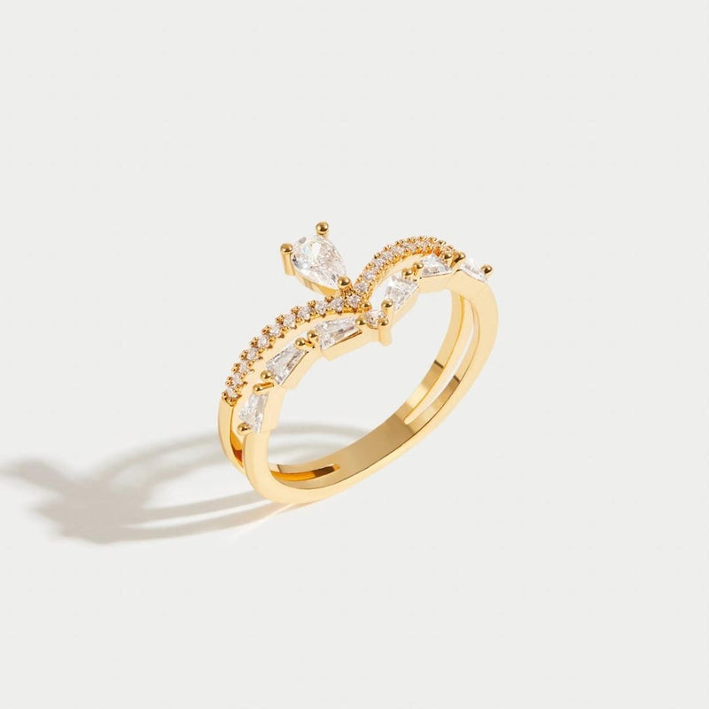 Modern Chic Aura Ring