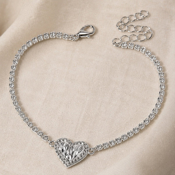 Fashionable Rhinestone Heart Bracelet