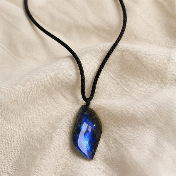 Mystical Blue Flash Labradorite Necklace