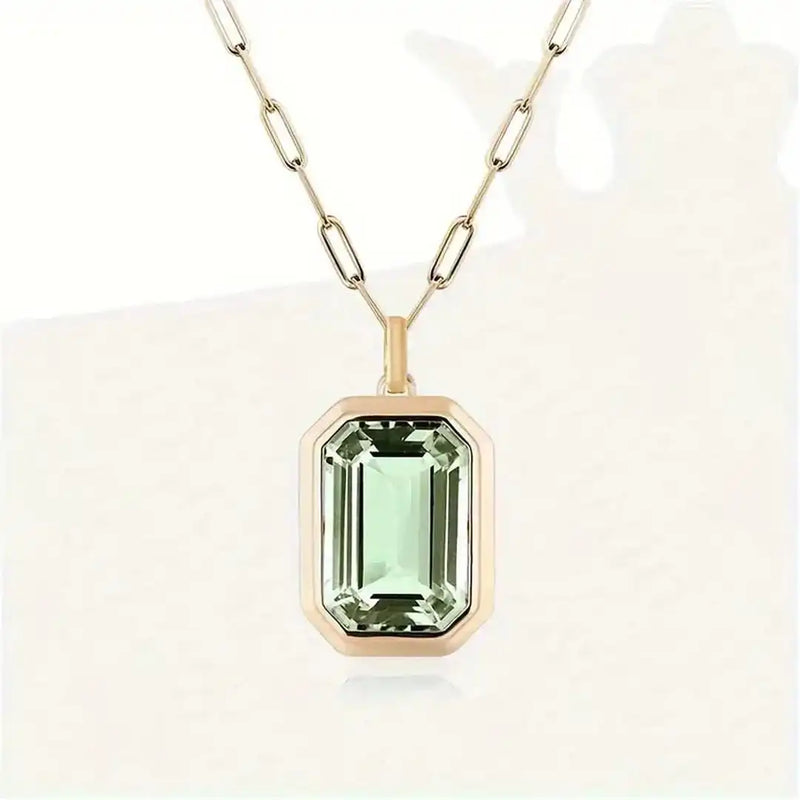 Elegant Emerald Paperclip Link Necklace