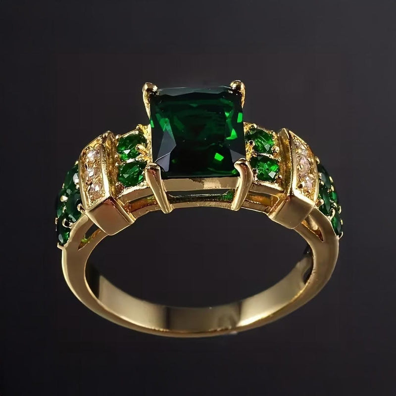 Majestic Crest Bold Ring