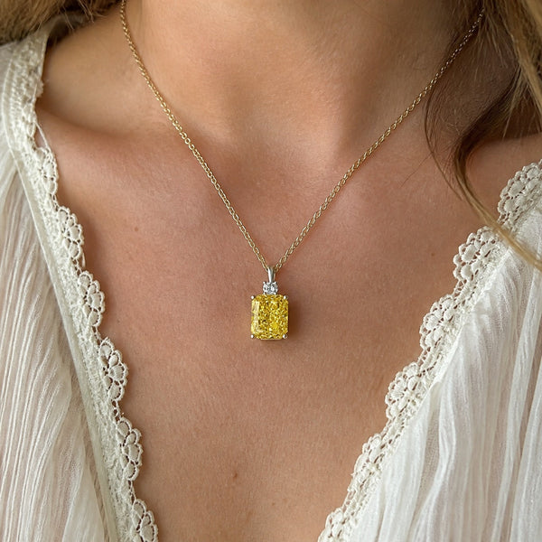 Ethereal Amber Pendant Necklace