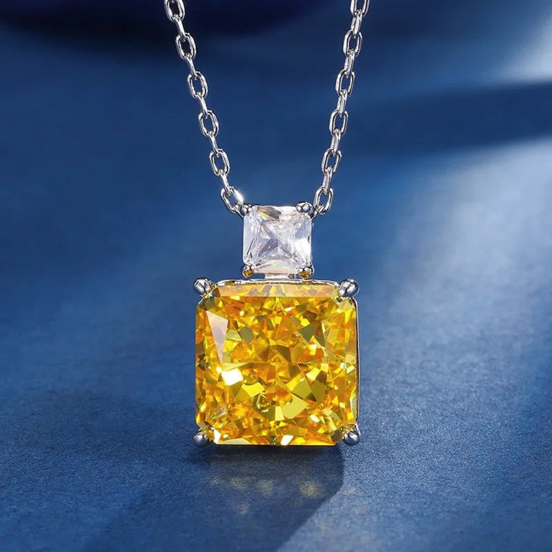 Opulent Golden Pendant Necklace