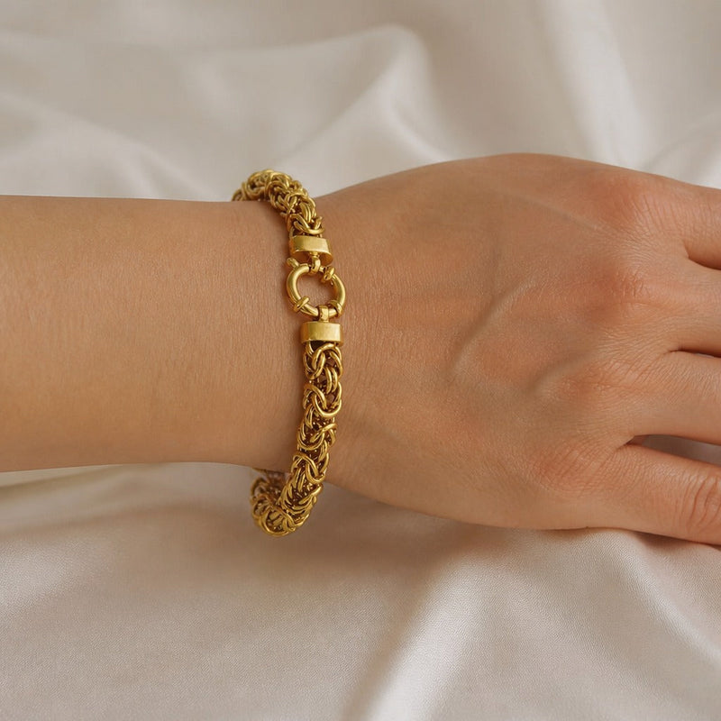 Noble Woven Gold Bracelet