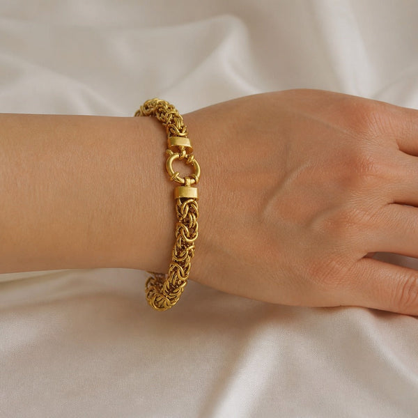 Noble Woven Gold Bracelet