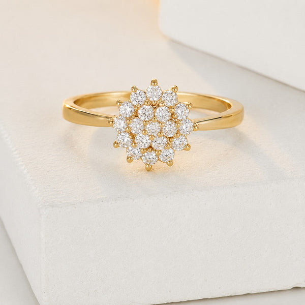 Elegant Floral Zirconia Ring