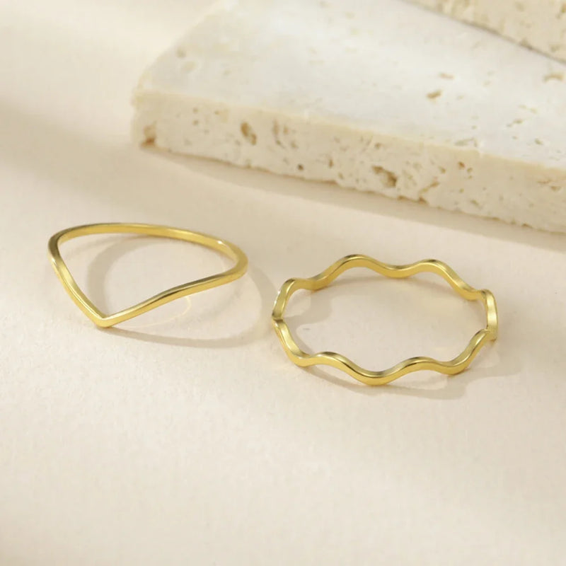 Stackable Wave Golden Rings