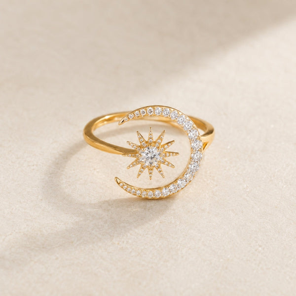 Majestic Zirconia Moon Ring