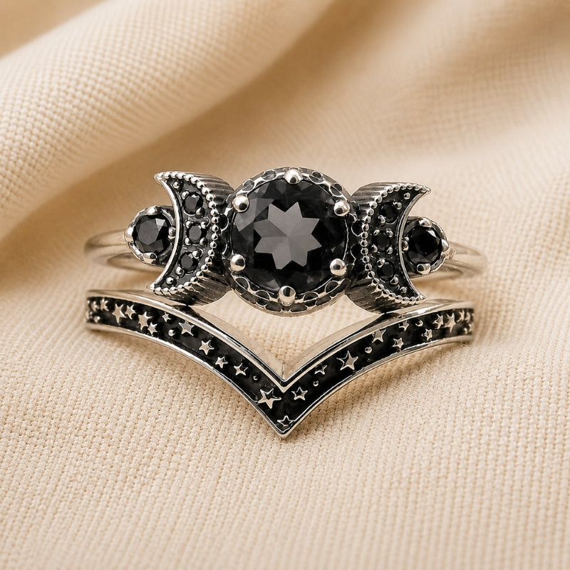 Iconic Oval Zirconia Ring