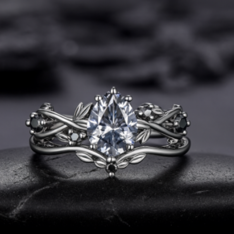 Grace Pear Cut Vine Ring