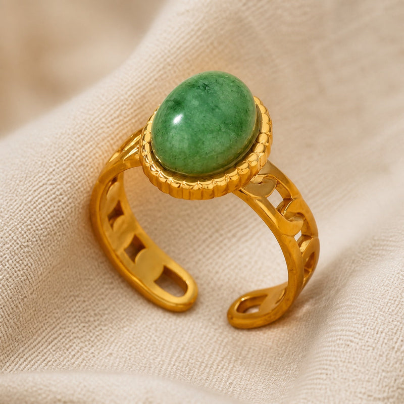 Emerald Reverence Gold Ring